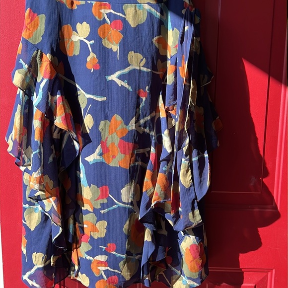 Ruffle trim navy background flower dress. - Picture 7 of 8